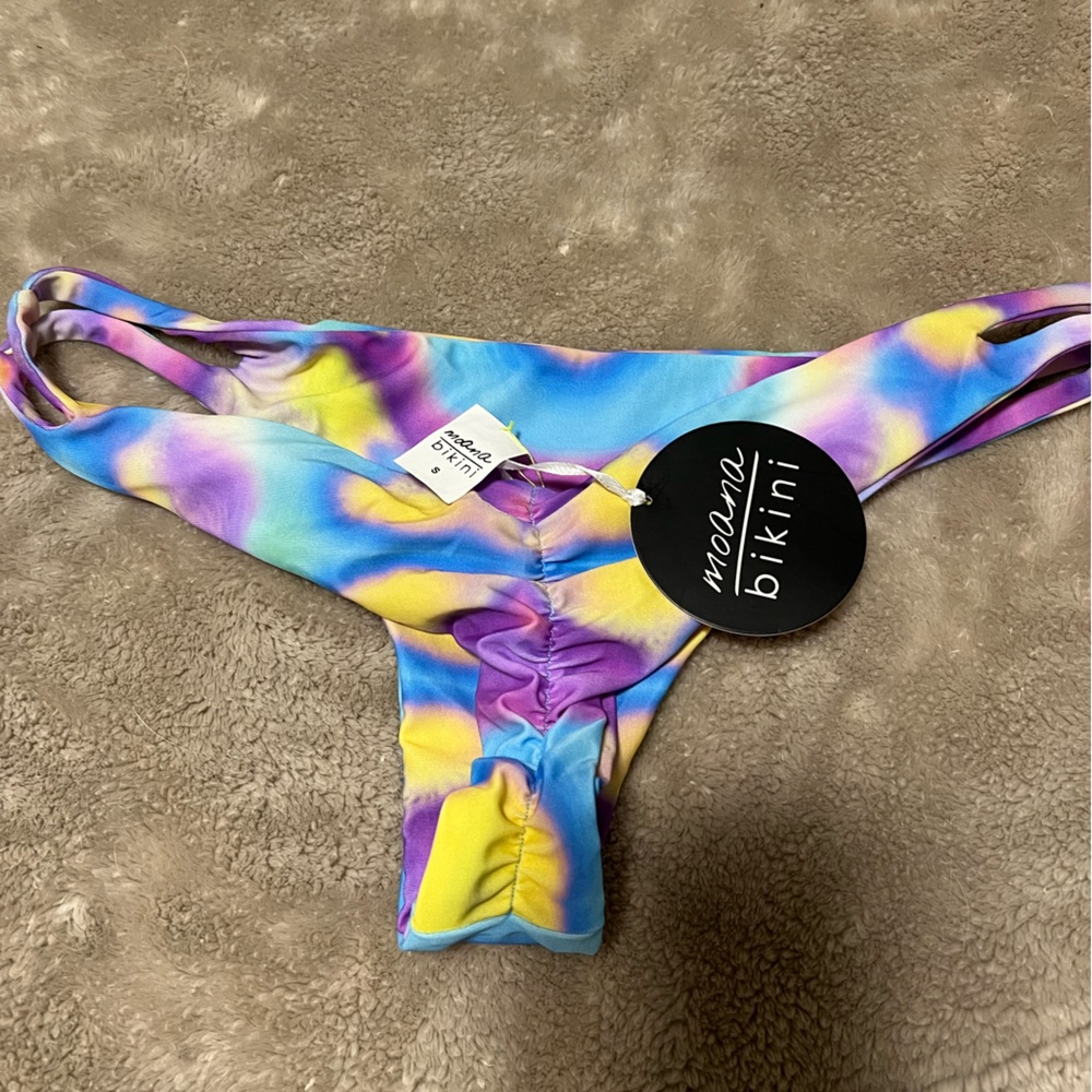 Moana Bikini bottom